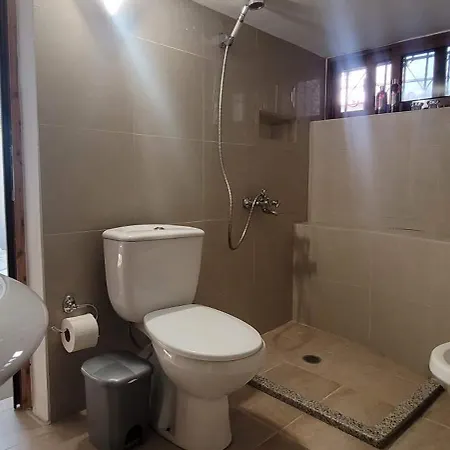 Gasthuis Emily Gjirokastër