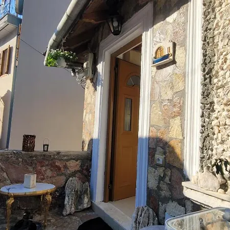 Emily Guest house 3*